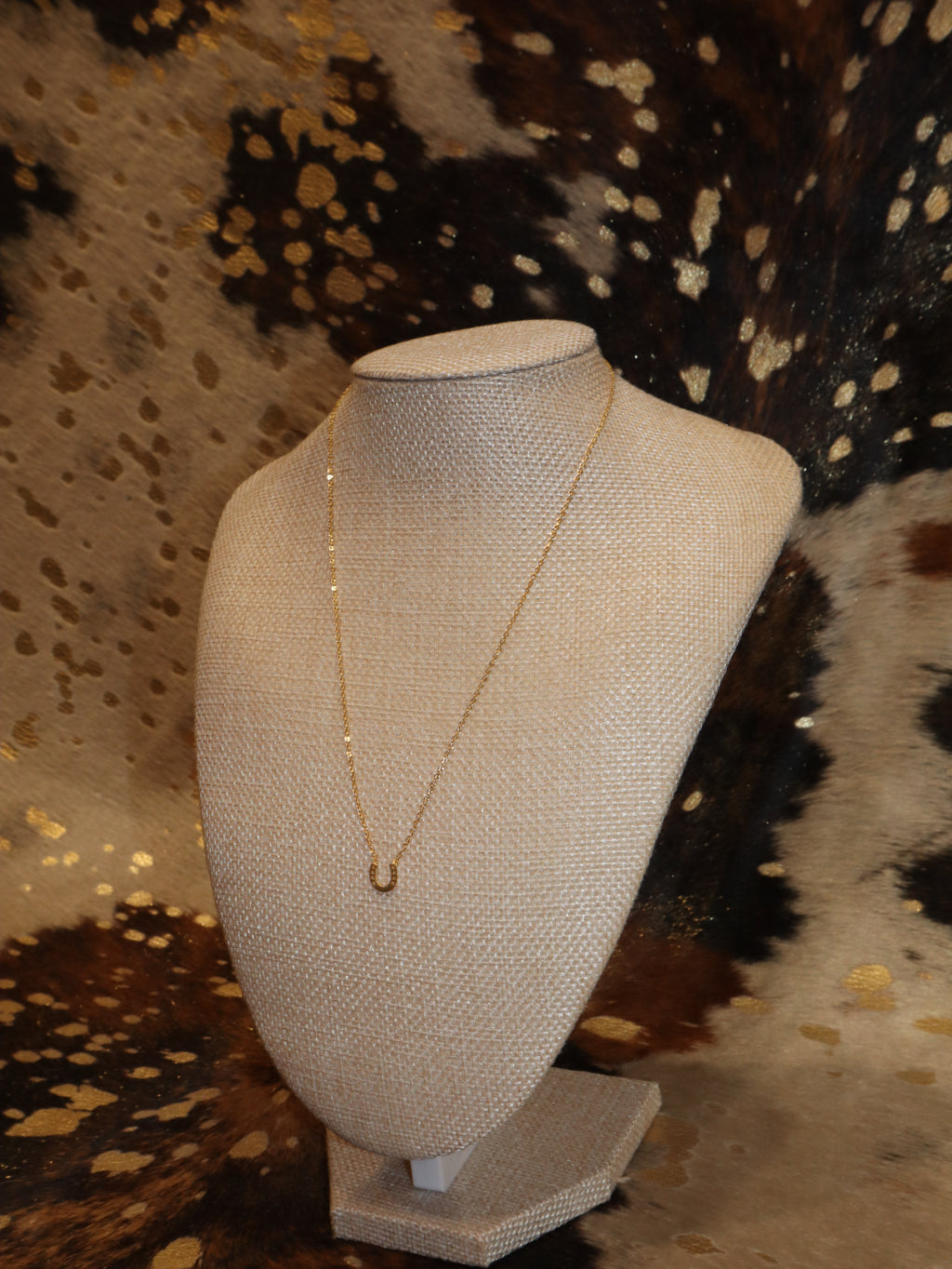 Horseshoe Necklace 18k Gold Dipped