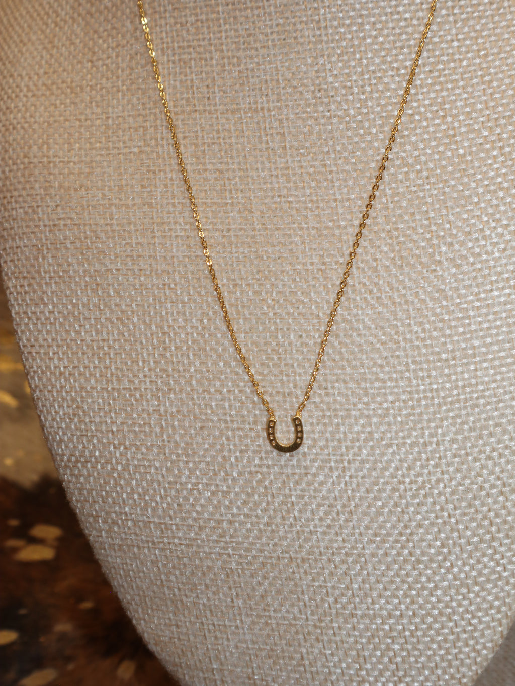 Horseshoe Necklace 18k Gold Dipped